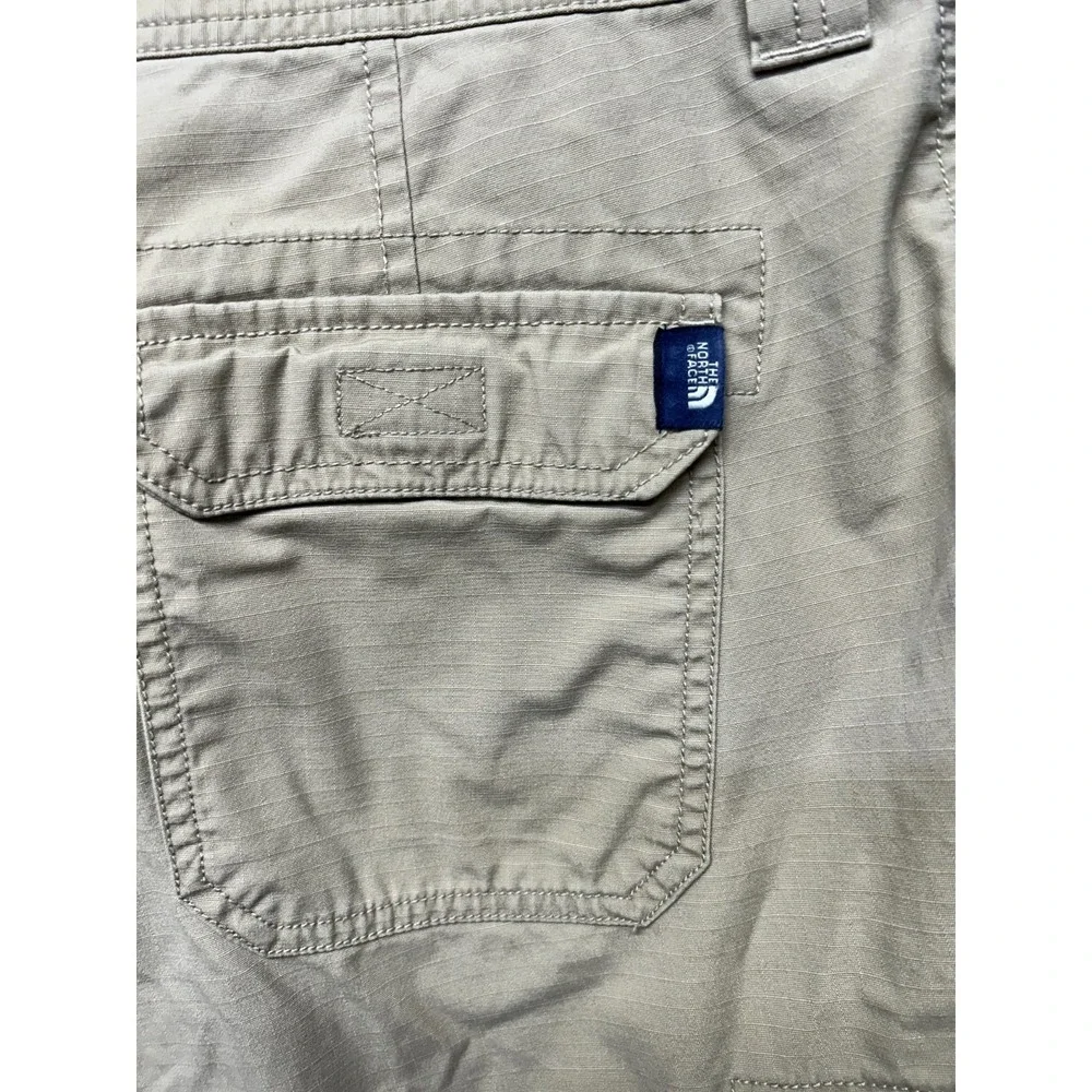 The North Face Cargo Shorts‎ Mens Size 38 Beige Utility Ripstop Outdoor Hiking